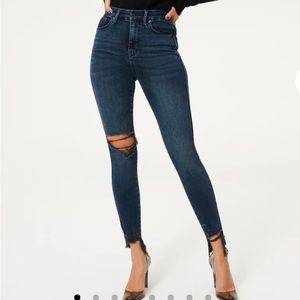 Good American Good Curve Skinny Curtain Hem Size 10/30